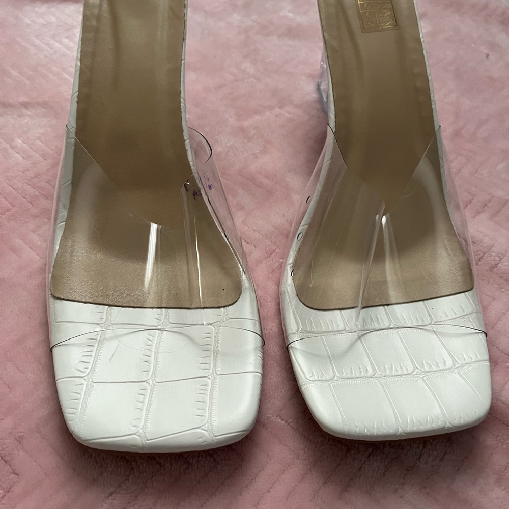 Chic White Croc-Embossed Women's Heels